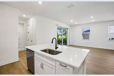 4438 Sunset Garden Street, Bradenton, FL 34210 - Photo 10