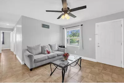 5390 Botany Court, Orlando, FL 32811 - Photo 4