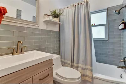 7716 Dartmouth Avenue N, Saint Petersburg, FL 33710 - Photo 24