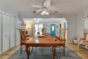 7716 Dartmouth Ave N, Saint Petersburg, FL 33710 - Photo 8