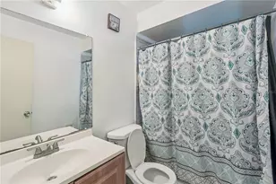 5421 Nokomis Cir, Orlando, FL 32839 - Photo 16