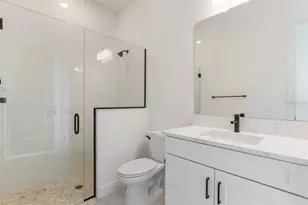17536 Macarthur Loop, Venice, FL 34293 - Photo 12