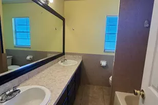 2975 S Ferncreek Ave, Orlando, FL 32806 - Photo 14