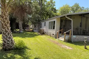 55643 Lisa St, Astor, FL 32102 - Photo 4