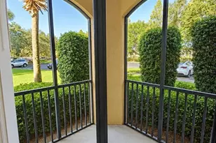 8341 38th St Cir E, Sarasota, FL 34243 - Photo 6