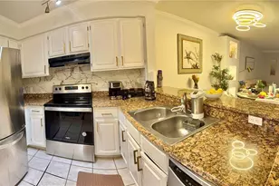 14049 Fairway Island Dr, Orlando, FL 32837 - Photo 8