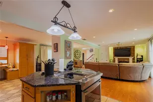 615 Valle Vista Dr, Brandon, FL 33511 - Photo 12