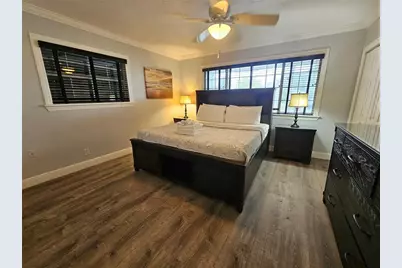 2130 Pinehurst Street, Sarasota, FL 34231 - Photo 14