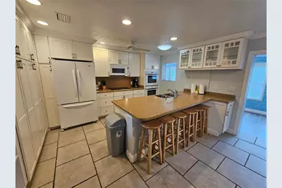 2130 Pinehurst Street, Sarasota, FL 34231 - Photo 4