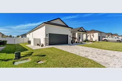 7013 Bentridge Drive, Lakeland, FL 33813 - Photo 2