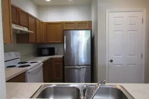3108 Wentworth Ln, Kissimmee, FL 34741 - Photo 2