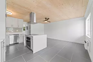 1818 E Oakland Park Blvd, Oakland Park, FL 33306 - Photo 12