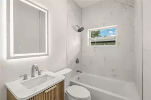 2722 Ingot Pl, Sarasota, FL 34235 - Photo 26