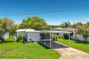1521 Lakeview Dr, Tavares, FL 32778 - Photo 1