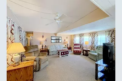 1521 Lakeview Drive, Tavares, FL 32778 - Photo 12