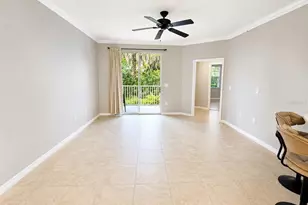 5691 Bentgrass Dr, Sarasota, FL 34235 - Photo 4