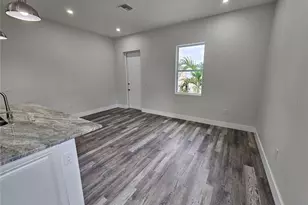3525 McIntosh Rd, Sarasota, FL 34232 - Photo 10