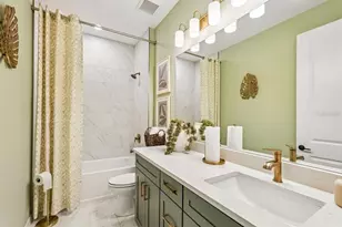 9621 Vibrant Ln, Venice, FL 34292 - Photo 14