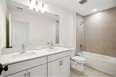17824 Broadleaf Loop, Venice, FL 34293 - Photo 14