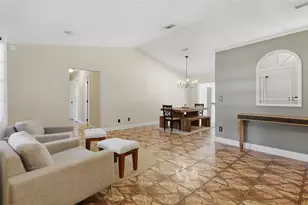 27627 Lois Dr, Tavares, FL 32778 - Photo 4