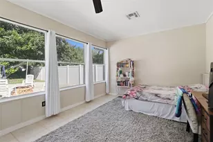 27627 Lois Dr, Tavares, FL 32778 - Photo 24
