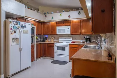 608 Dromedary Court, Kissimmee, FL 34759 - Photo 10