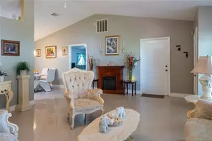 608 Dromedary Ct, Kissimmee, FL 34759 - Photo 4