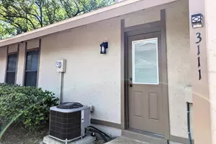 3111 Creekglen Ct, Brandon, FL 33511 - Photo 2