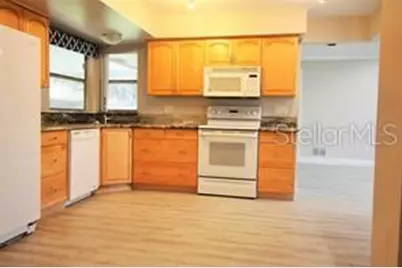 109 Donnington Court, Longwood, FL 32779 - Photo 2