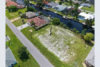 3818 SW 19th Place, Cape Coral, FL 33914 - Photo 6