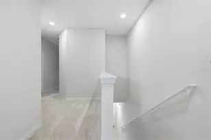 3750 Parkridge Cir, Sarasota, FL 34243 - Photo 20