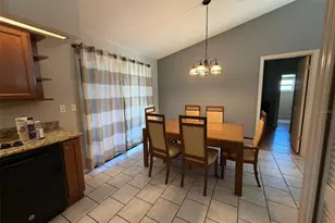 4257 Fort Courage Cir, Kissimmee, FL 34746 - Photo 10