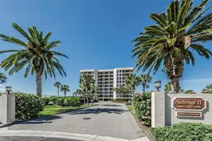 240 Sand Key Estates Dr, Clearwater, FL 33767 - Photo 2