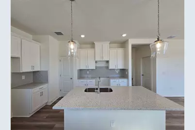 3841 Daybreak Run Loop, Spring Hill, FL 34609 - Photo 2