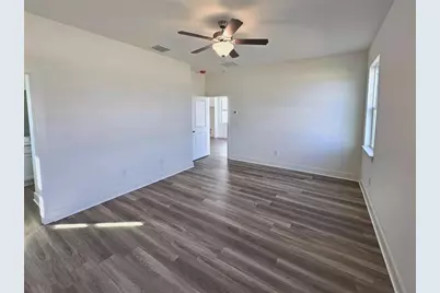 3827 Daybreak Run Loop, Spring Hill, FL 34609 - Photo 6