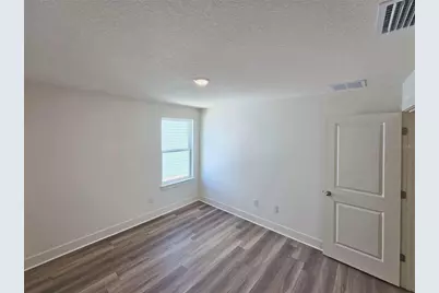 3827 Daybreak Run Loop, Spring Hill, FL 34609 - Photo 12