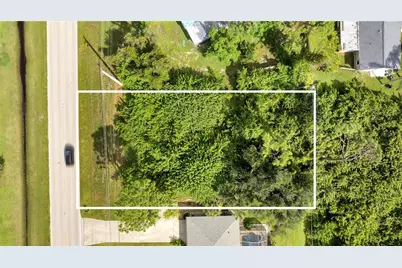 18571 Edgewater Drive, Port Charlotte, FL 33948 - Photo 4