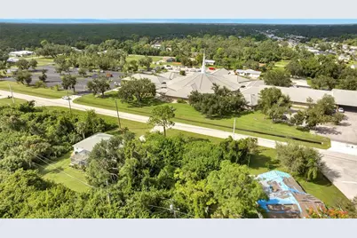 18571 Edgewater Drive, Port Charlotte, FL 33948 - Photo 6