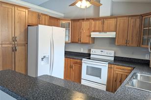 918 Cannes Dr - Photo 8