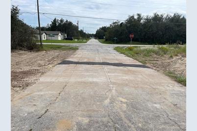 1405 Sarasota Court, Poinciana, FL 34759 - Photo 20