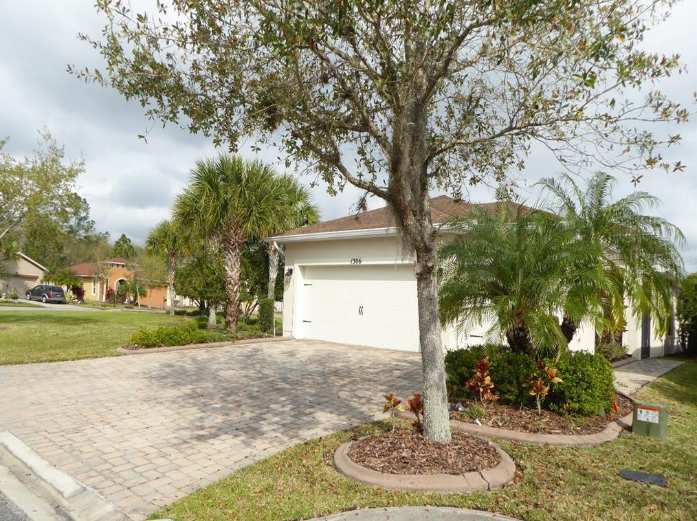 1306 Harbor Ridge Dr, Kissimmee FL 34759-6211 exterior
