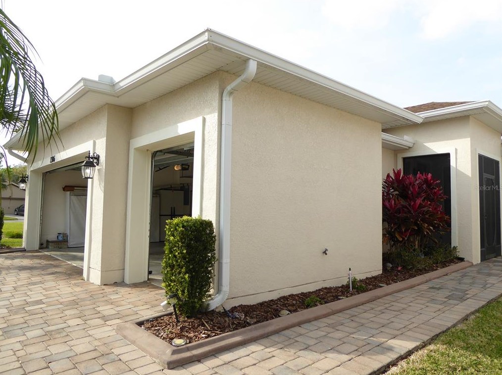 1306 Harbor Ridge Dr, Kissimmee FL 34759-6211 exterior