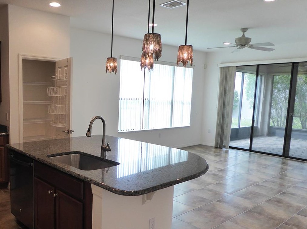 1306 Harbor Ridge Dr, Kissimmee FL 34759-6211 exterior