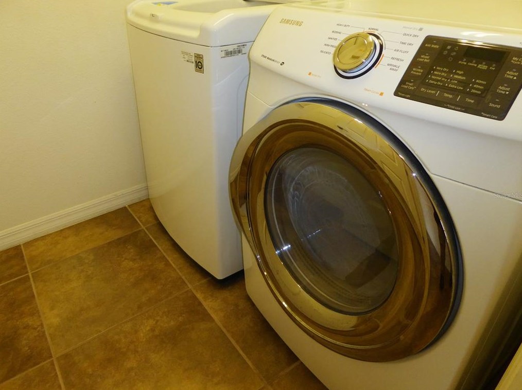 1306 Harbor Ridge Dr, Kissimmee FL 34759-6211 exterior