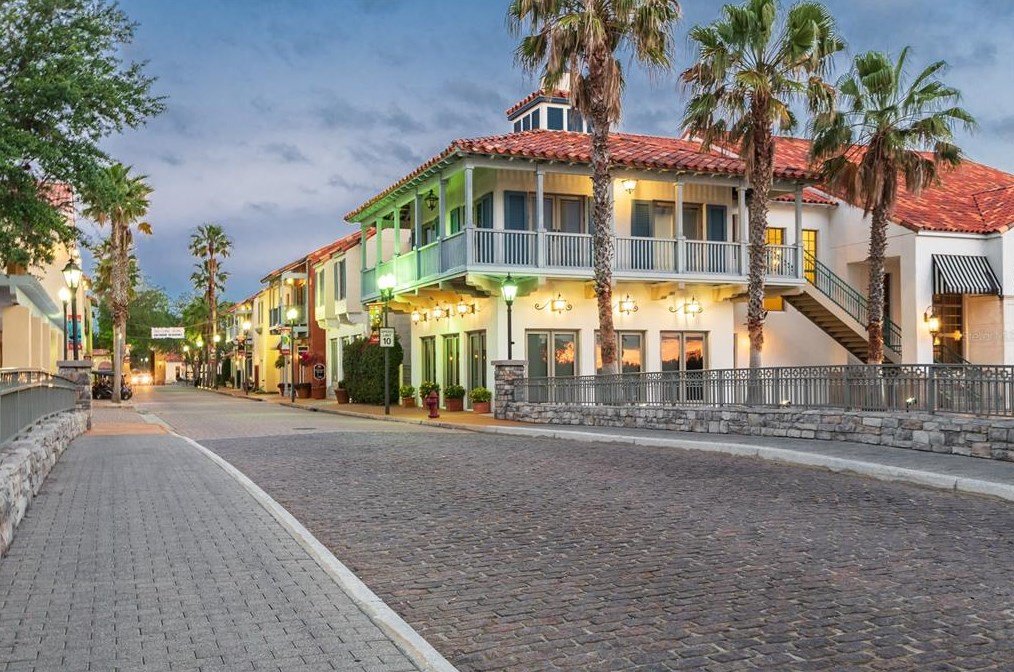 1306 Harbor Ridge Dr, Kissimmee FL 34759-6211 exterior