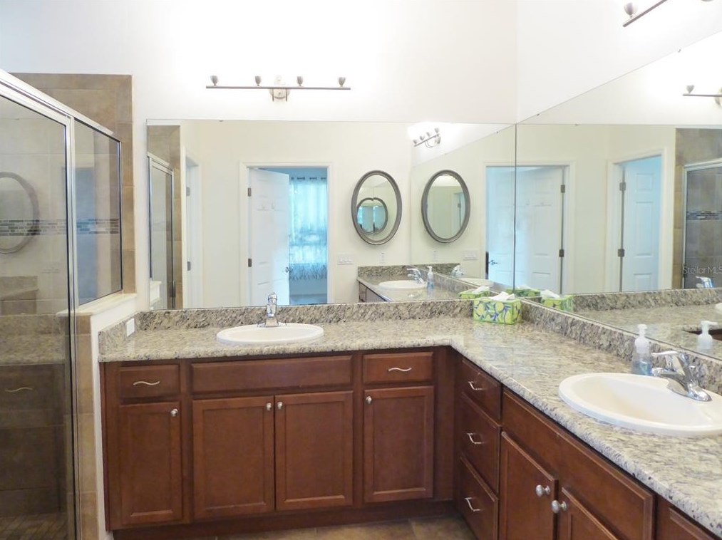 1306 Harbor Ridge Dr, Kissimmee FL 34759-6211 exterior