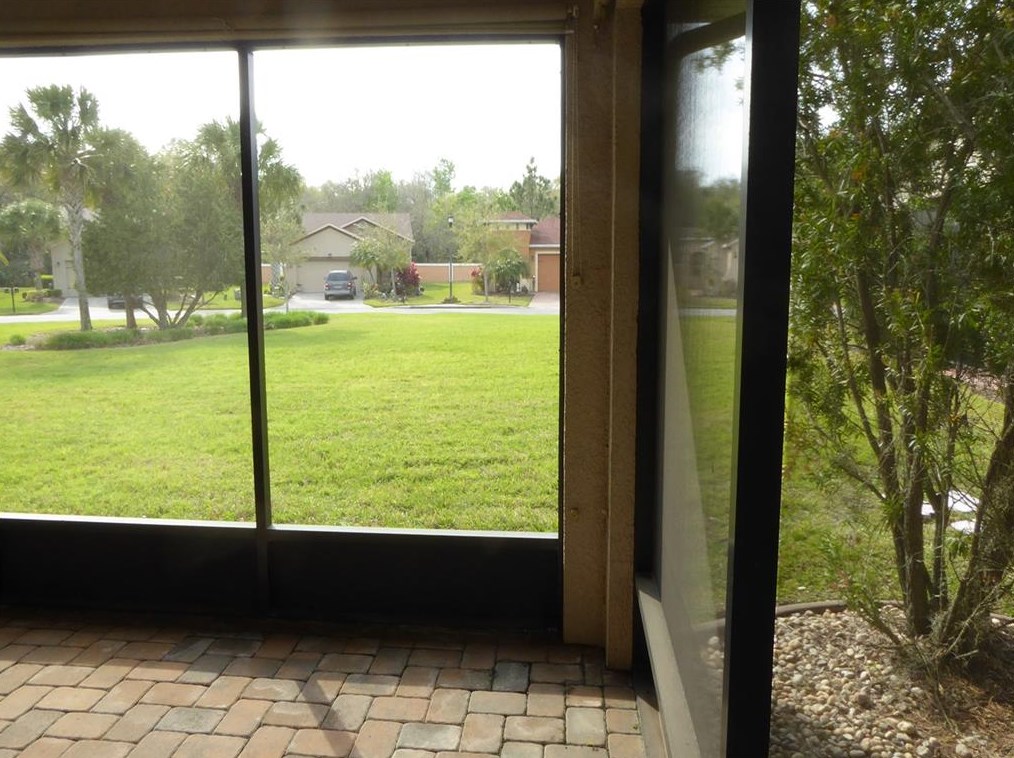 1306 Harbor Ridge Dr, Kissimmee FL 34759-6211 exterior