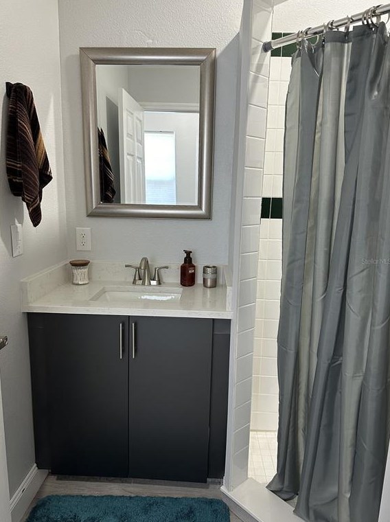 717 Ridgewood Ave, Deland FL  32720-2644 exterior