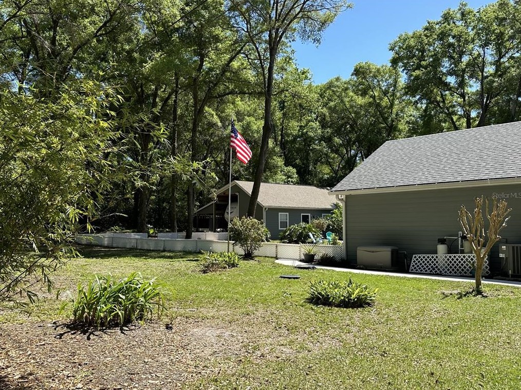 717 Ridgewood Ave, Deland FL  32720-2644 exterior