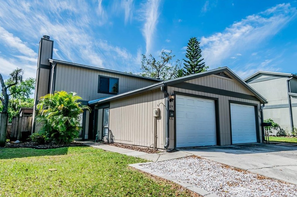 824 Park Lake Pl, Maitland, FL 32751-6363
